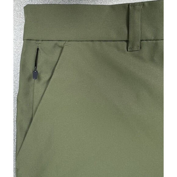 32 Degrees Cool Mens Size 32 Green Twill Tech Classic Shorts Pants Golf Casual - Picture 2 of 7